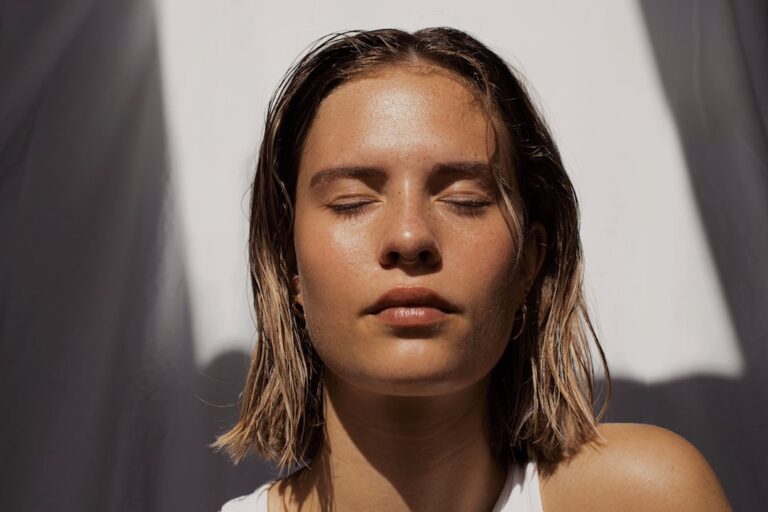 Discover the Best Natural Skin Care Products at Glowshelter.com