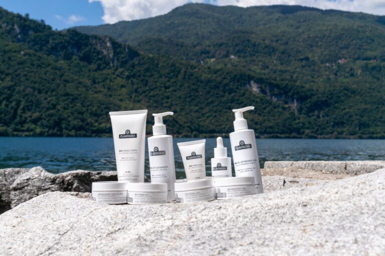 How to Build a Complete Skincare Regimen for All Ages